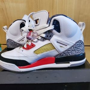 Big Kids Jordan Retro 6